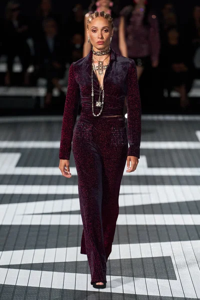Look 47
